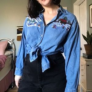 Cute vintage Christmas denim button down